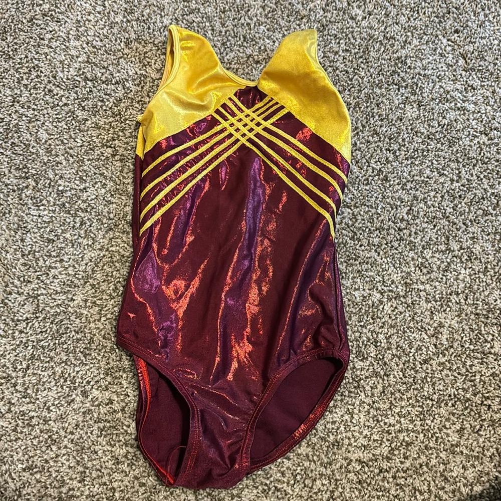 tins tailor leotard, size xs, maroon and gold